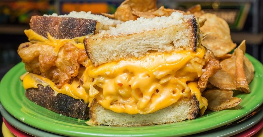 Love Grilled Cheese? This Restaurant is For You - foodisinthehouse.com