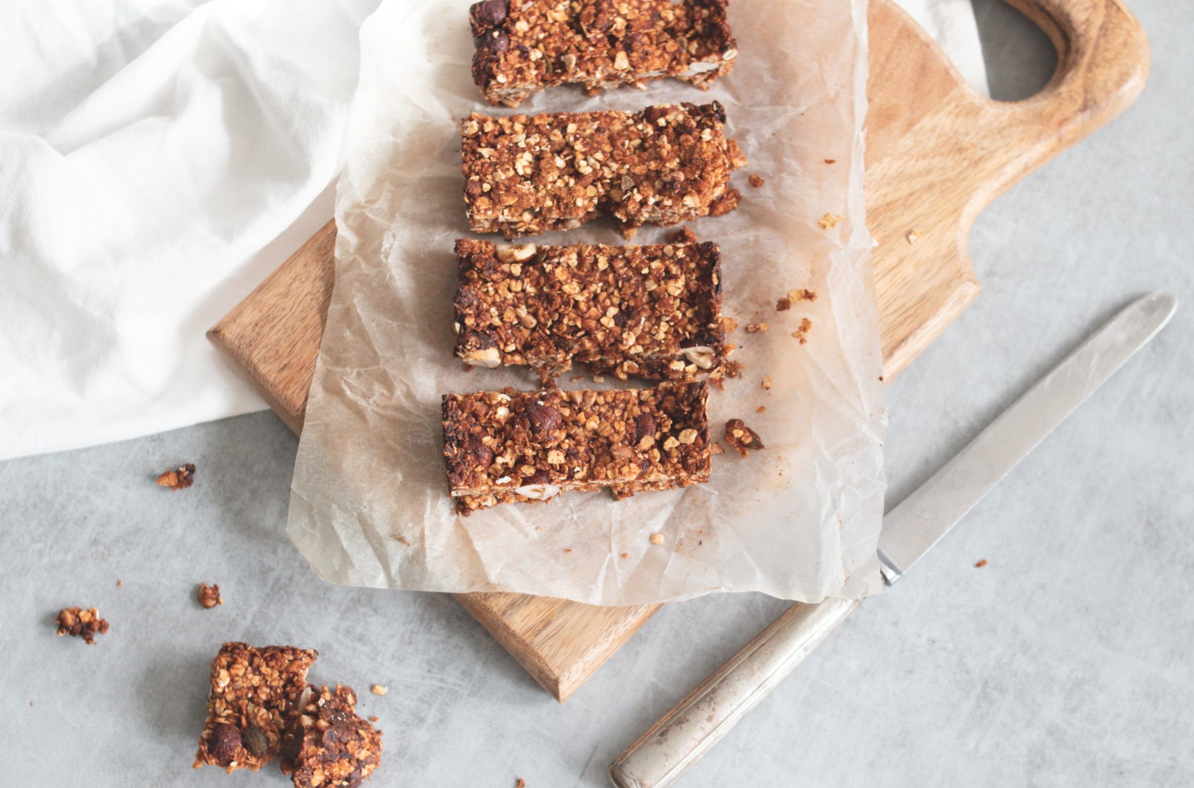 You Have To Try Making Homemade Energy Bars