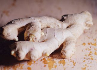 Unpeeled ginger root
