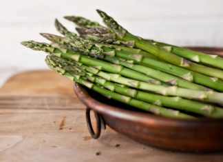 How to trim your asparagus