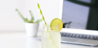 Lemonade with ice tips