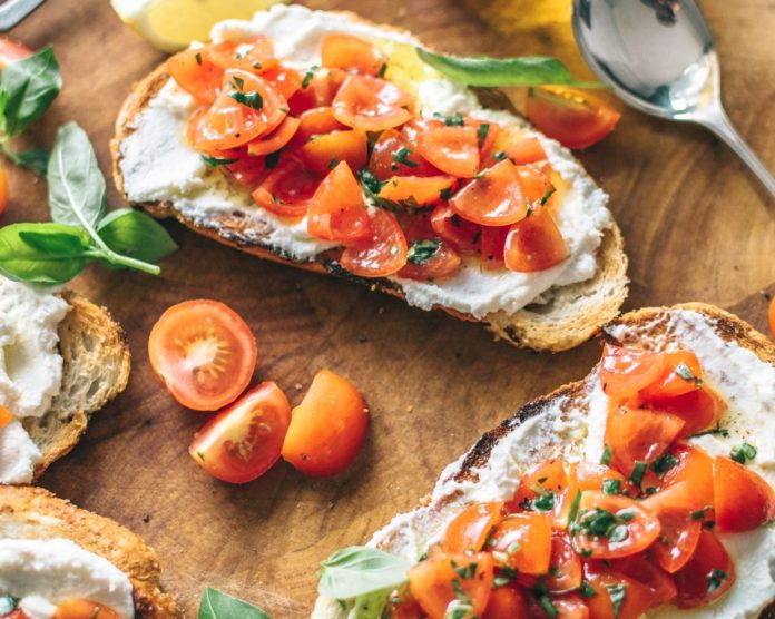 Ricotta Toast is the New Food Craze That You Need in Your Life ...