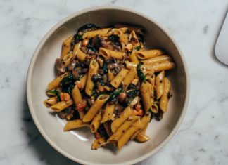 Vegan mushroom pasta