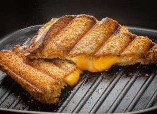 Grilled cheese tips
