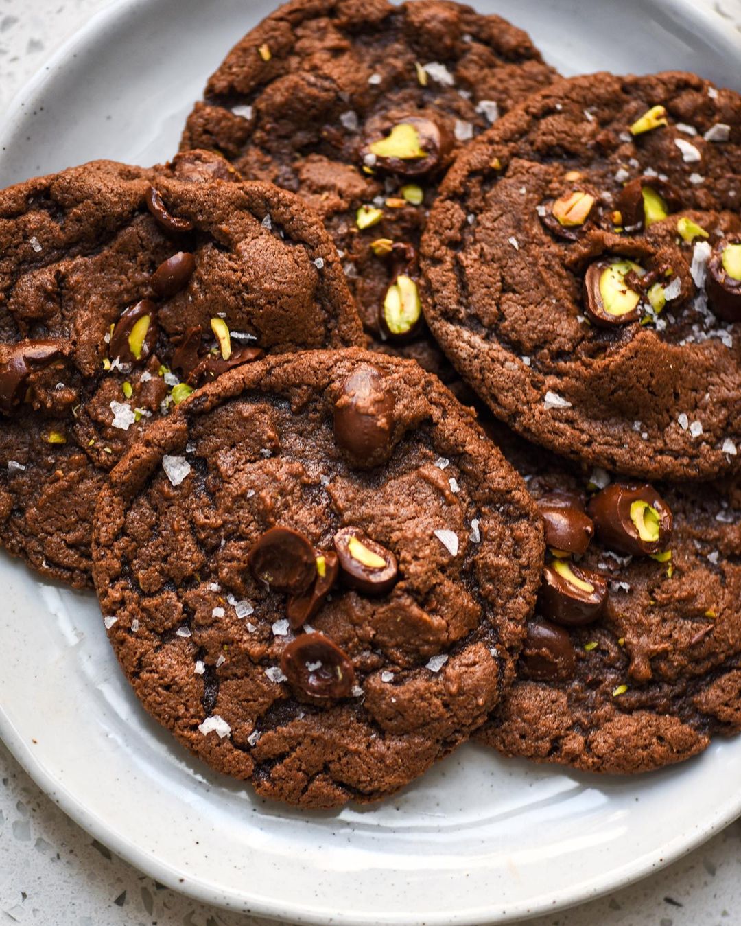 put-a-vegan-twist-on-chocolate-desserts-with-vegan-reset
