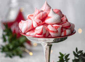 Peppermint meringue