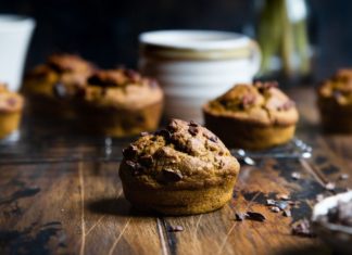 Pistachio muffins