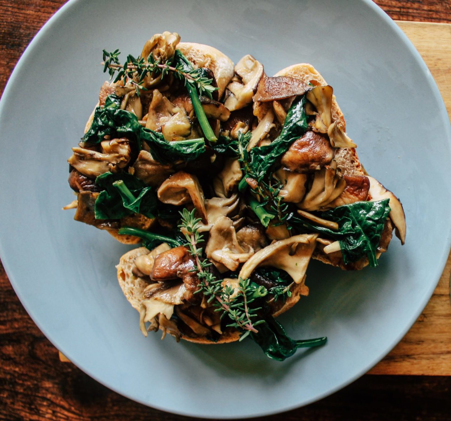 mushrooms-on-toast-is-like-autumn-on-a-plate-foodisinthehouse
