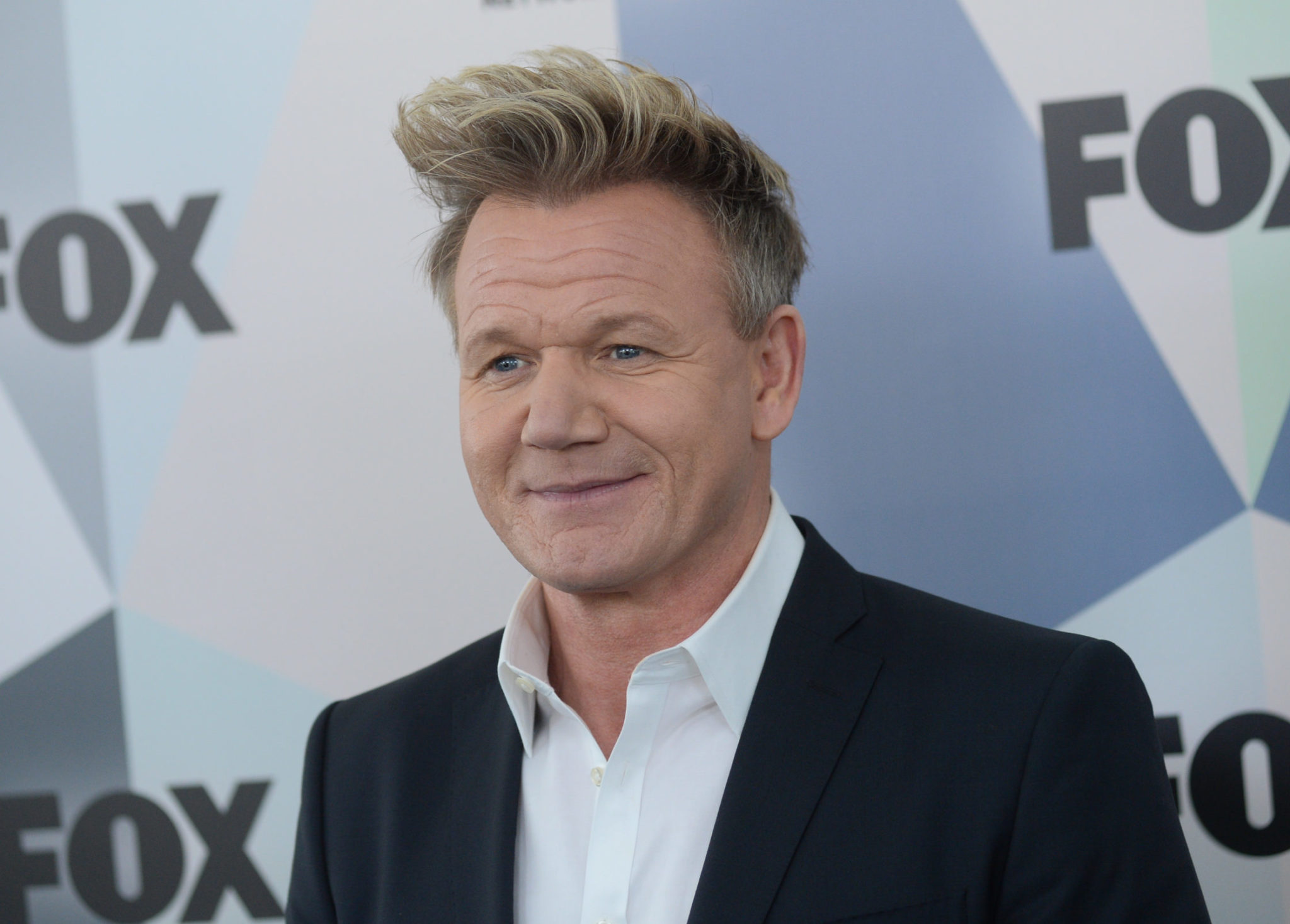 Gordon Ramsay Has a Genius Way of Dicing Chili Peppers