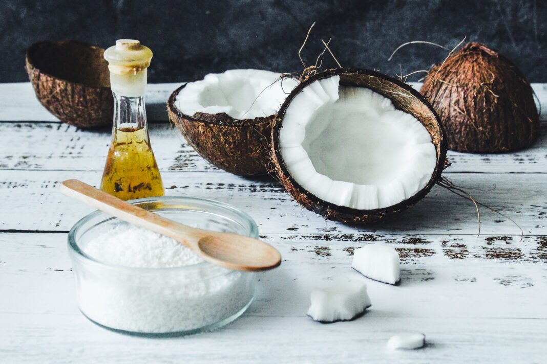 The Key Differences Between Coconut Oil vs. Coconut Butter