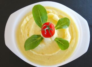 Mash potatoes